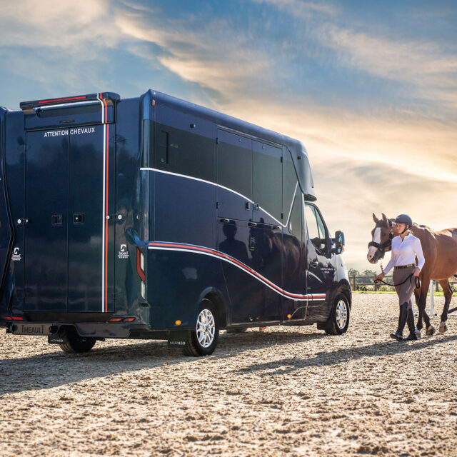 Horsebox Hire